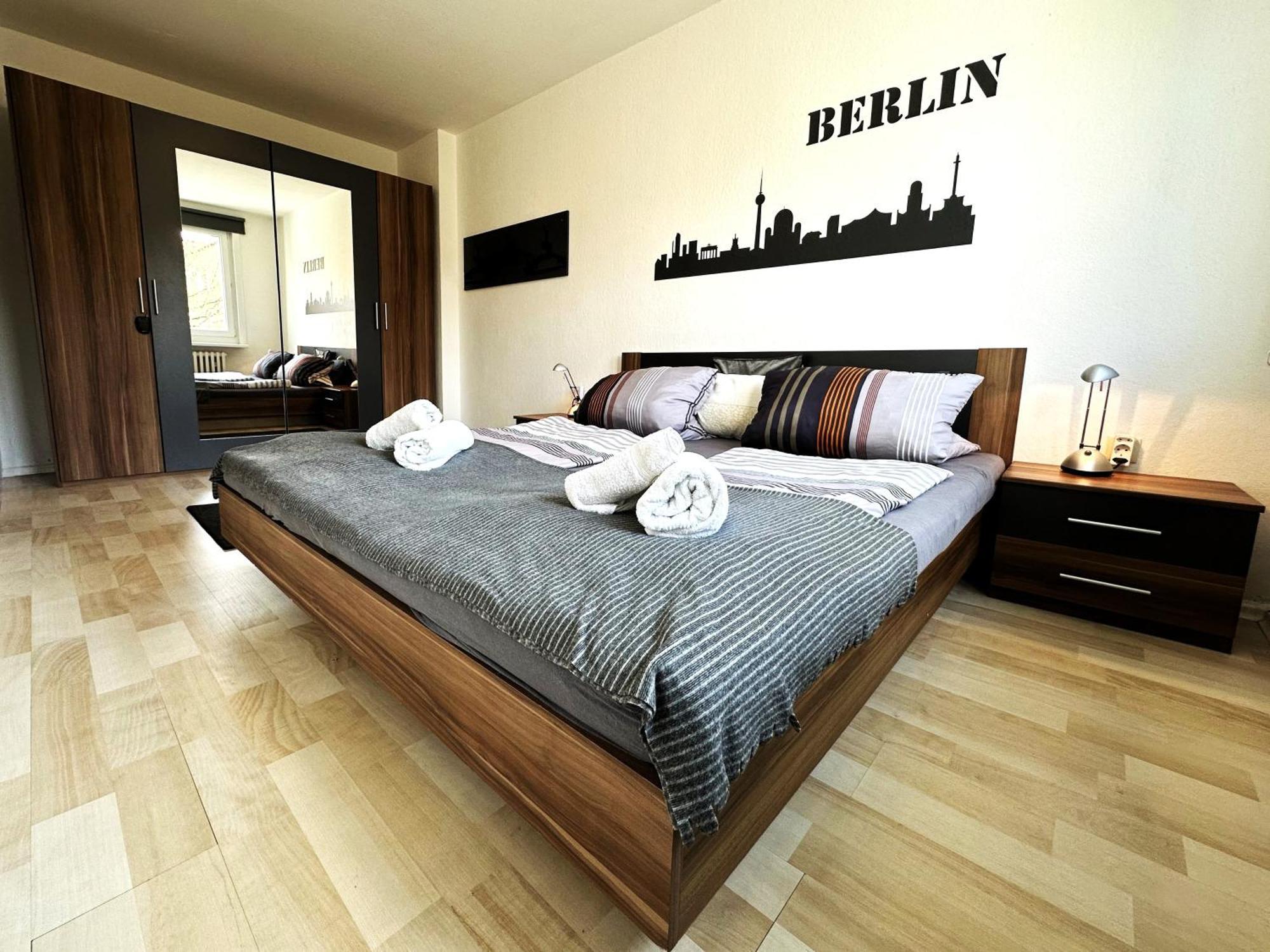 "Ideal" - Berlin Zu Zweit - Citynah, Verkehrsguenstig, Wlan, Supermarkt, Flexibler Check-In Ngoại thất bức ảnh